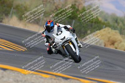 media/Oct-03-2022-Moto Forza (Mon) [[5f077a3730]]/Intermediate Group/Session 3 (Turn 3)/